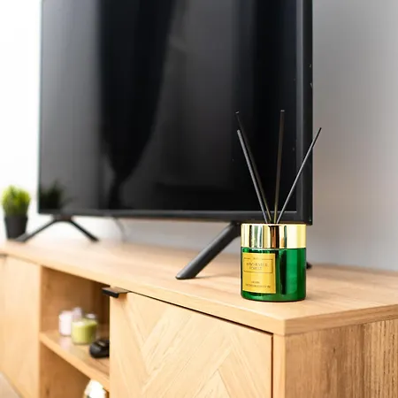 Spacious 2br For 8 Guests, Quite Centre, Art Nouveau Area 公寓 *