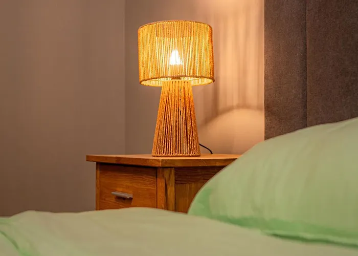 Apartament Spacious 2br For 8 Guests, Quite Centre, Art Nouveau Area