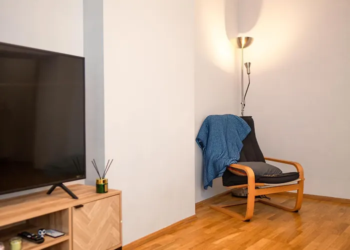 Spacious 2br For 8 Guests, Quite Centre, Art Nouveau Area Διαμέρισμα Ρίγα